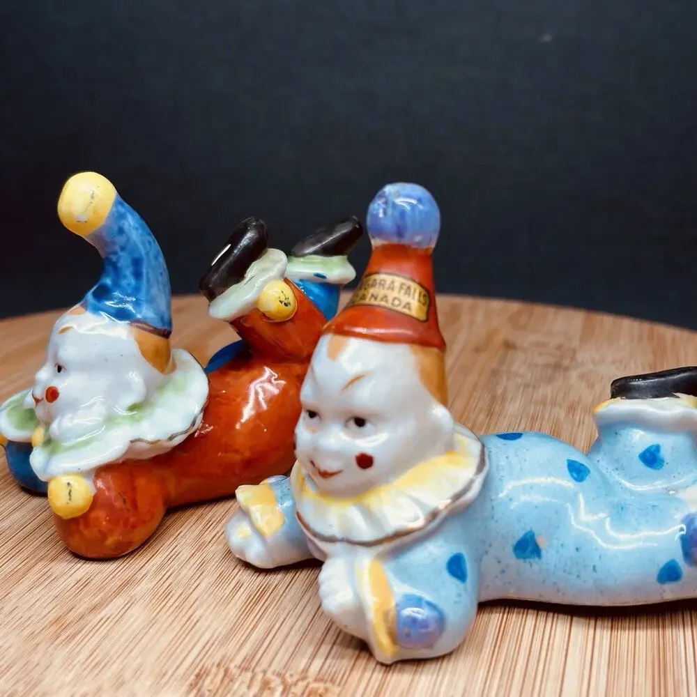 Vintage Niagara Falls Canada Clown Salt & Pepper Shakers Souvenir Japan